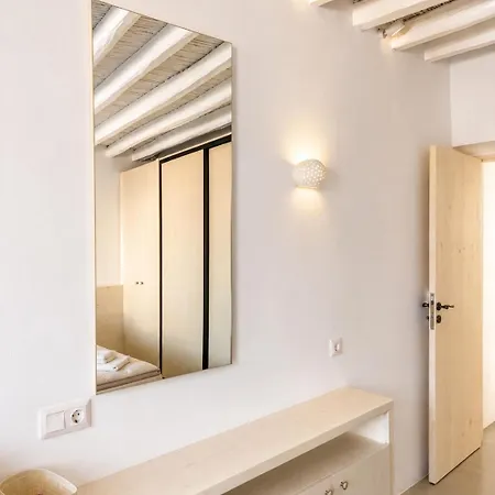 Cozy Paros Apartment