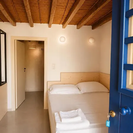 Cozy Paros Apartment